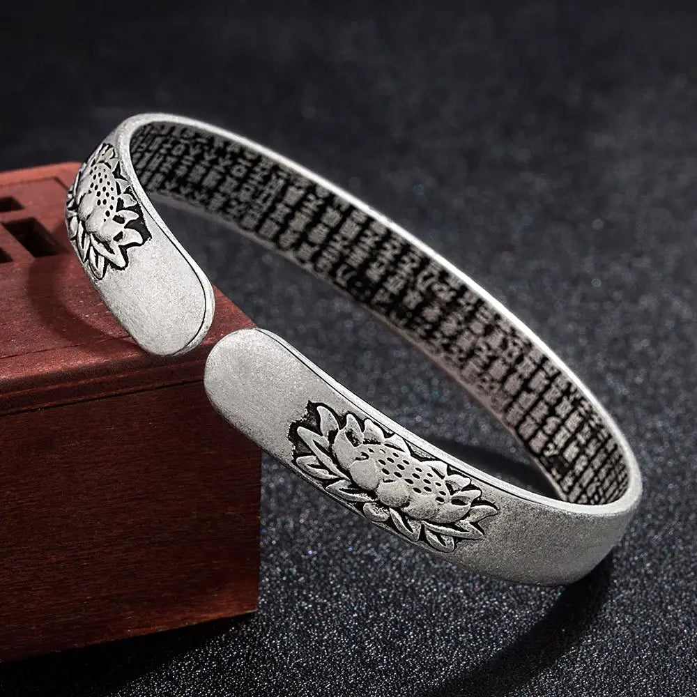 Elegant 925 Sterling Silver Round Bracelet Bangle - Trendy and Simple Design for Women's Jewelry Gift